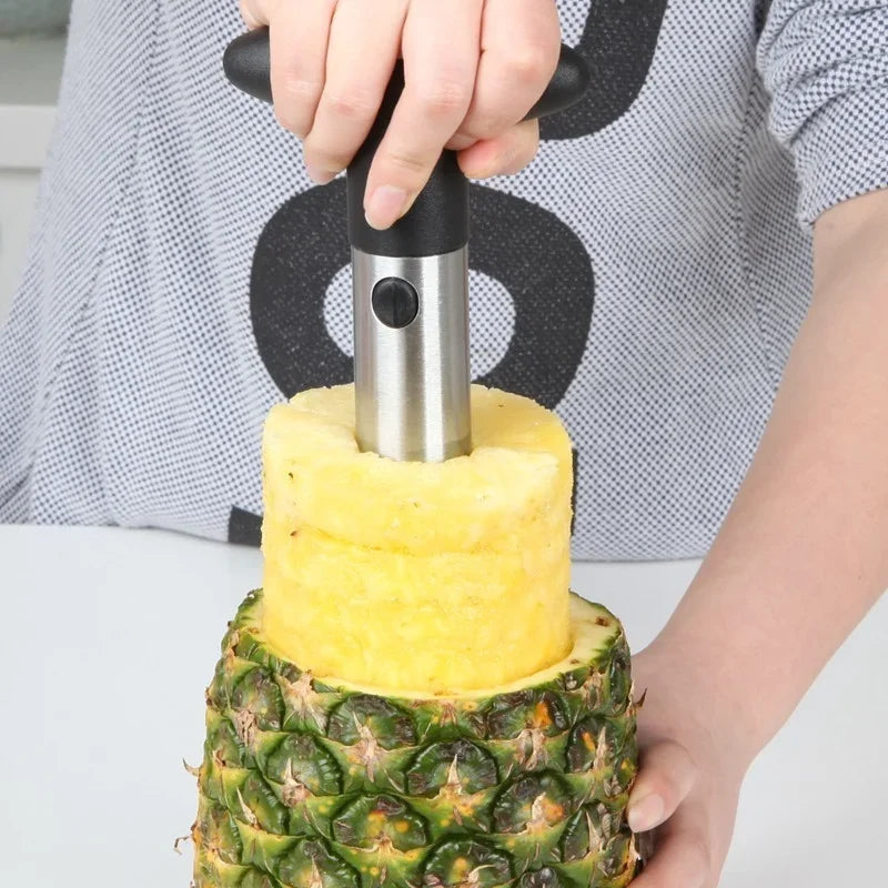 Cortador e Descascador de Abacaxi em Aço Inoxidável – Fatiador Espiral Prático e Rápido